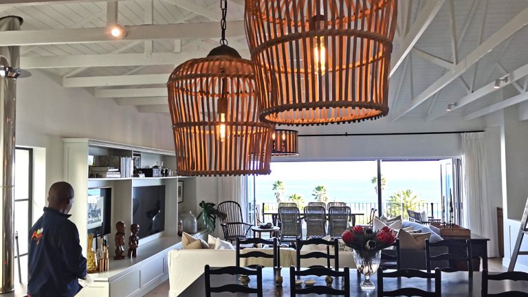 Read more about the article House Levor Camps Bay