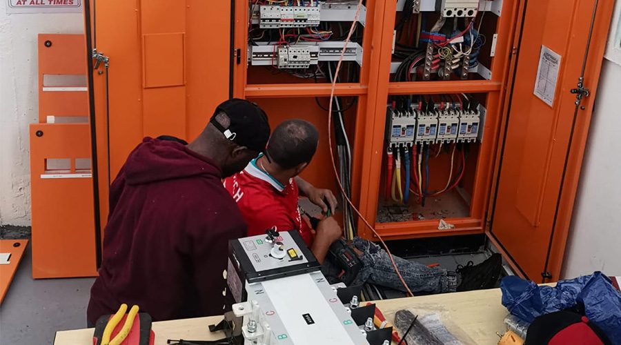 Gallery-Electrical-Commercial-3